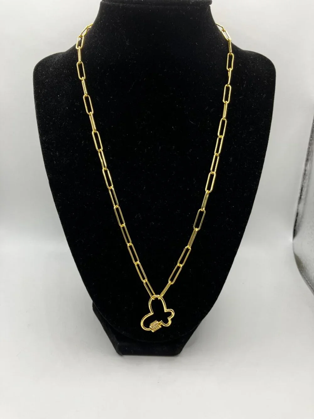 Butterfly Cubic Zirconia Pendant on 18 inch Brass Paper Clip chain Brand New